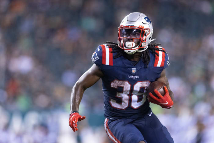 Patriots RB Rhamondre Stevenson